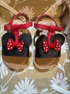 GAP Girls Black and Red Minnie Bow Sandals